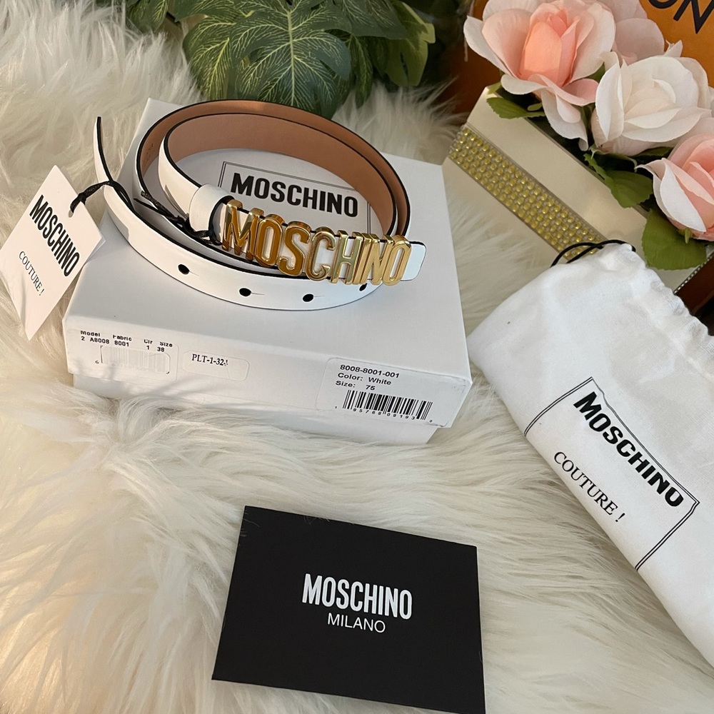 Moschino belt